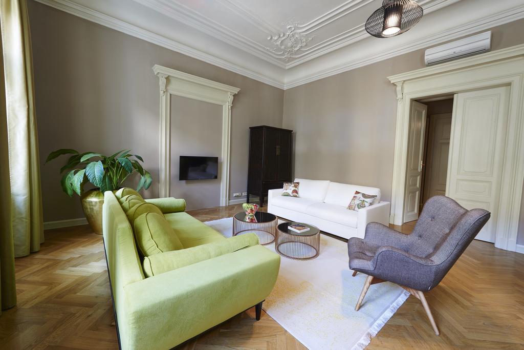 Grand Central Residence By Tkc Prága Kültér fotó