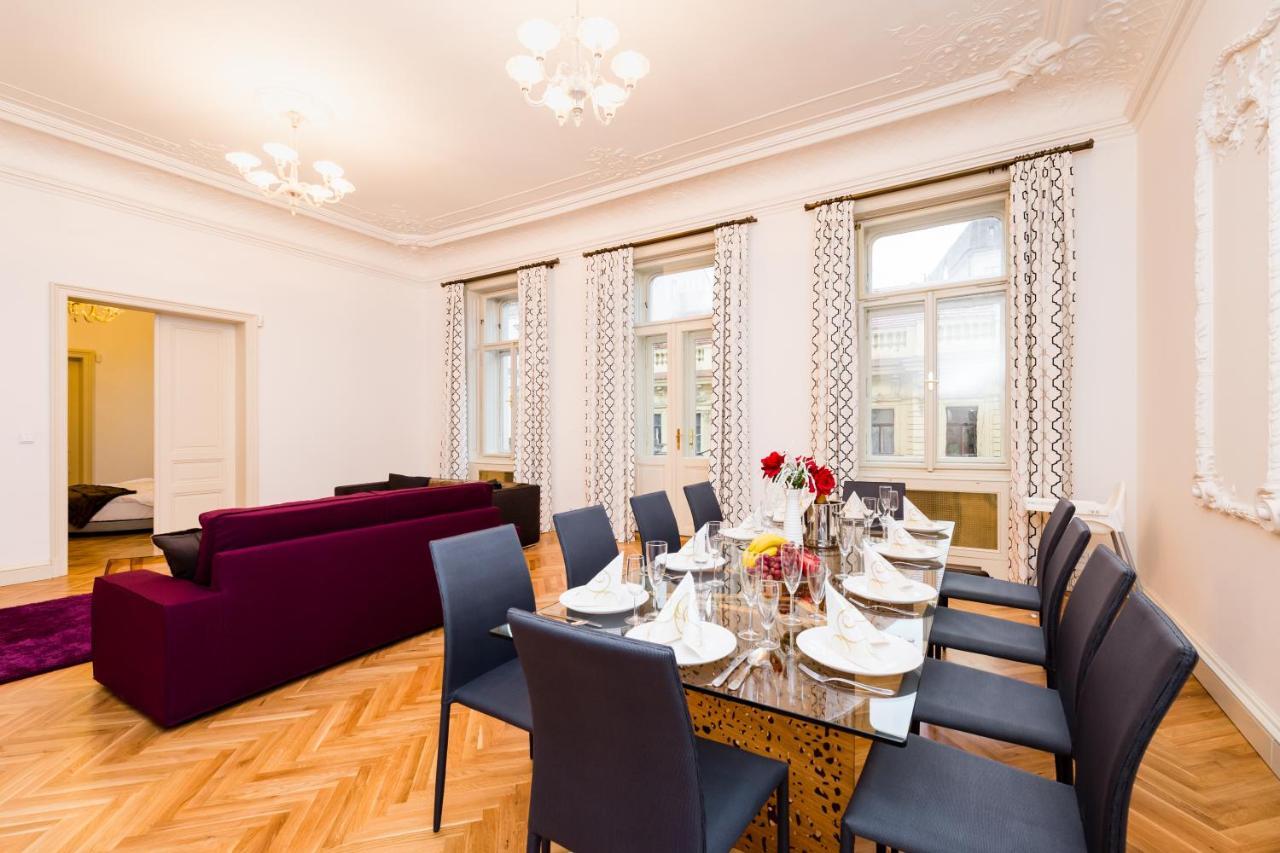 Grand Central Residence By Tkc Prága Kültér fotó